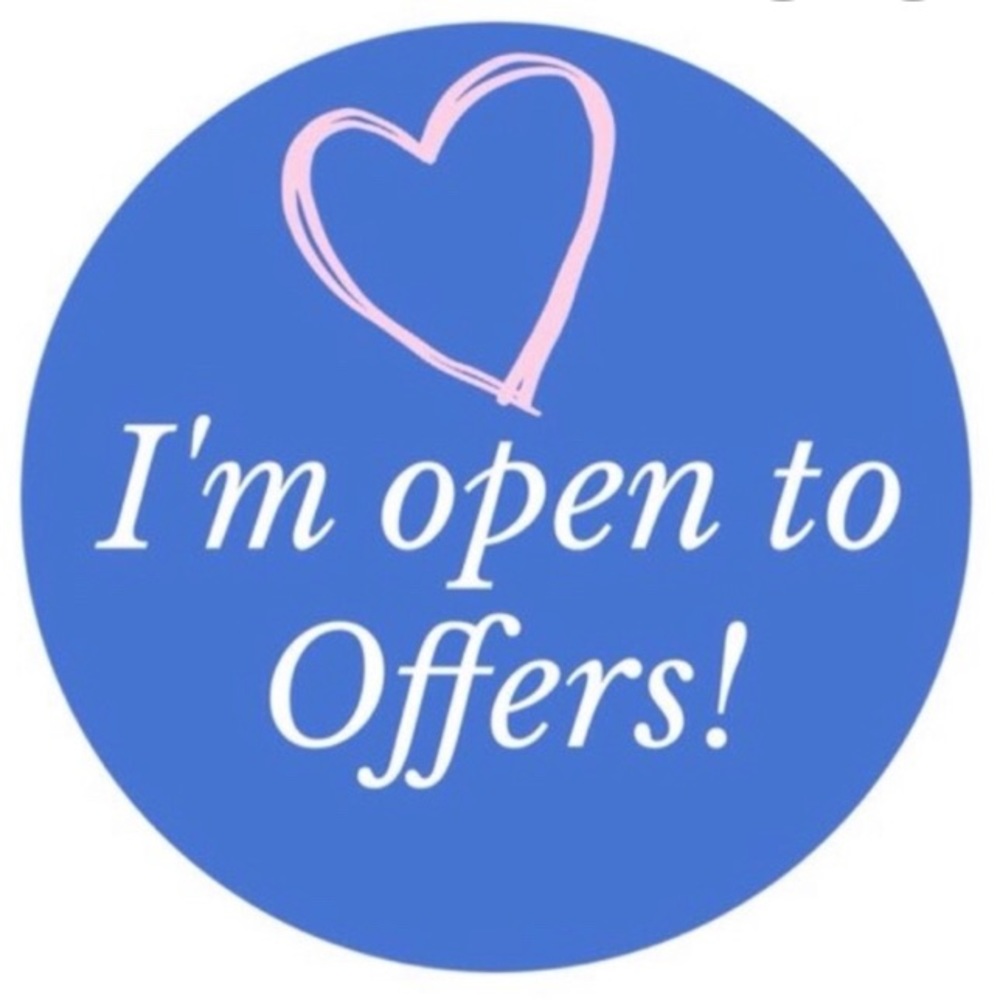 ✨ 💜 Closet clear out!  👗✨